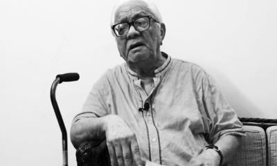 কেন্দ্রীয় শহীদ মিনারে নেওয়া হয়েছে বদরুদ্দীন উমরের মরদেহ