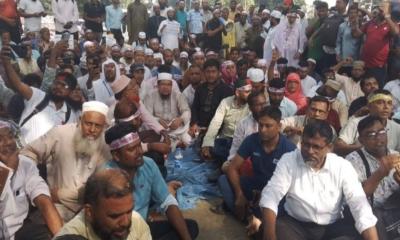 আজ প্রজ্ঞাপন না এলে তিন দফা থেকে এক দফা আন্দোলনে যাওয়ার হুঁশিয়ারি এমপিওভুক্ত শিক্ষকদের