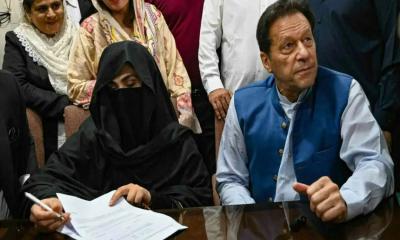 আরেক দুর্নীতির মামলায় ইমরান খান ও বুশরা বিবির ১৭ বছরের কারাদণ্ড