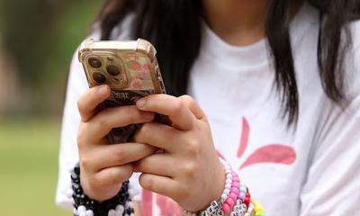 অস্ট্রেলিয়ায় শিক্ষার্থীদের সাড়ে ৫ লাখ অ্যাকাউন্ট ব্লক করলো মেটা