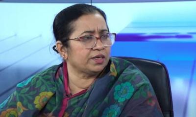 সরকারের ভেতরে আরেকটি সরকার কাজ করছে : নিলোফার মনি
