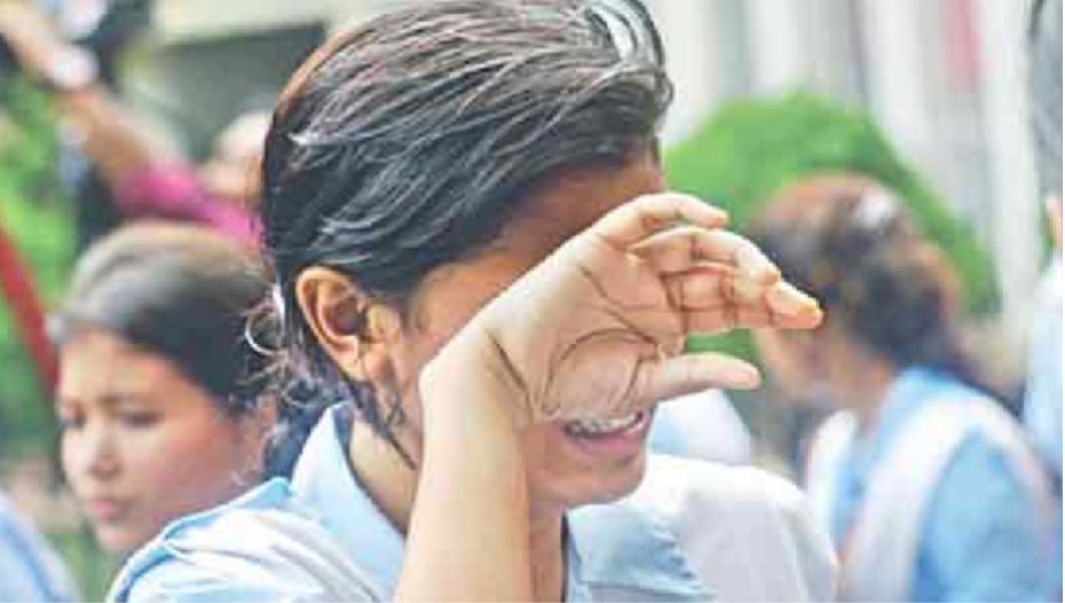 পরীক্ষায় খারাপ রেজাল্ট: হতাশার অন্ধকার থেকে প্রেরণার আলোতে যাত্রা