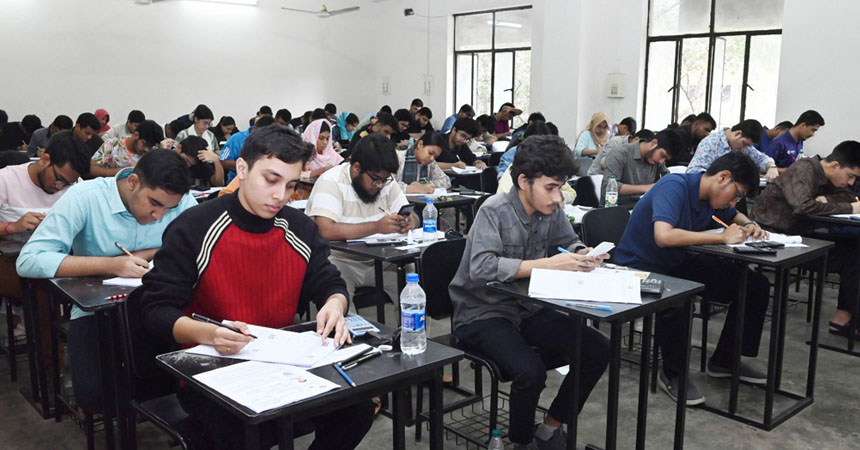 কোন বিশ্ববিদ্যালয়ে কবে ভর্তি পরীক্ষা