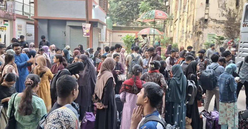 জবি শিক্ষার্থীদের বাস সেবা দিতে চায় শিবির, কমিশনের ‘না’