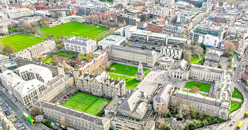 আইরিশ সরকারের সম্পূর্ণ অর্থায়িত বৃত্তি