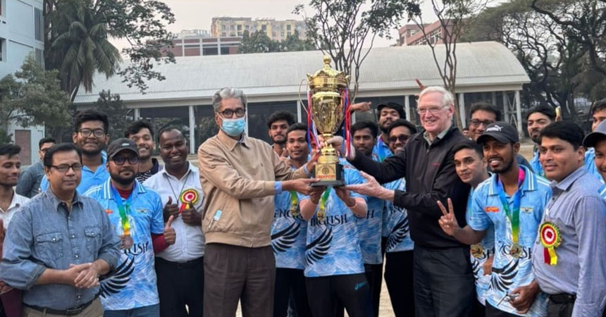 এনডিইউবি ইন্টার-ডিপার্টমেন্ট ক্রিকেটে চতুর্থবারের মতো চ্যাম্পিয়ন ইংলিশ ডিপার্টমেন্ট