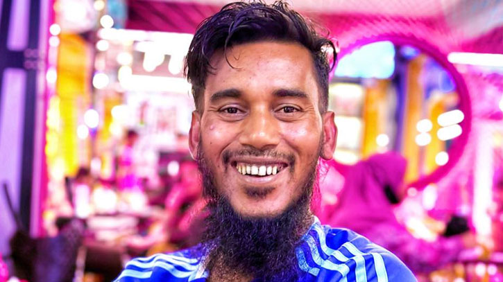 অনুমতি ছাড়া বাড়িতে ঢুকে পরিবারকে ভিডিও, ‘টিভি সাংবাদিকদের’ কড়া জবাব রিপন মিয়ার