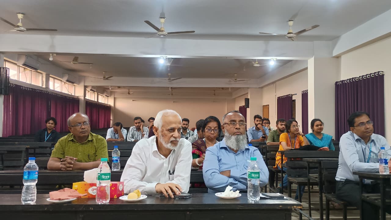 গণ বিশ্ববিদ্যালয়ে ডা. জাফরুল্লাহ চৌধুরীর আর্কাইভস কর্মশালা অনুষ্ঠিত