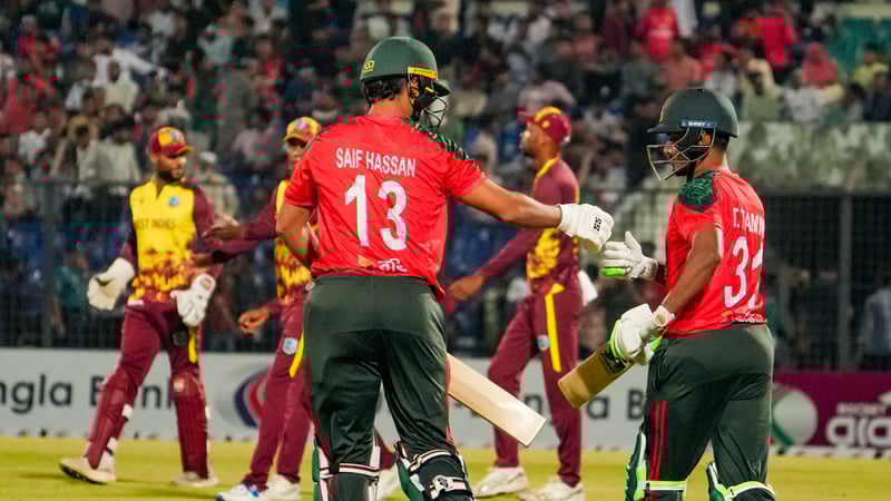 ডট বলের বেড়াজালে ব্যাটাররা, চাপে বাংলাদেশ দল