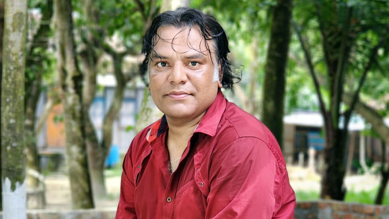 একটা চাদর হবে’ খ্যাত গায়ক জেনস সুমন মারা গেছেন