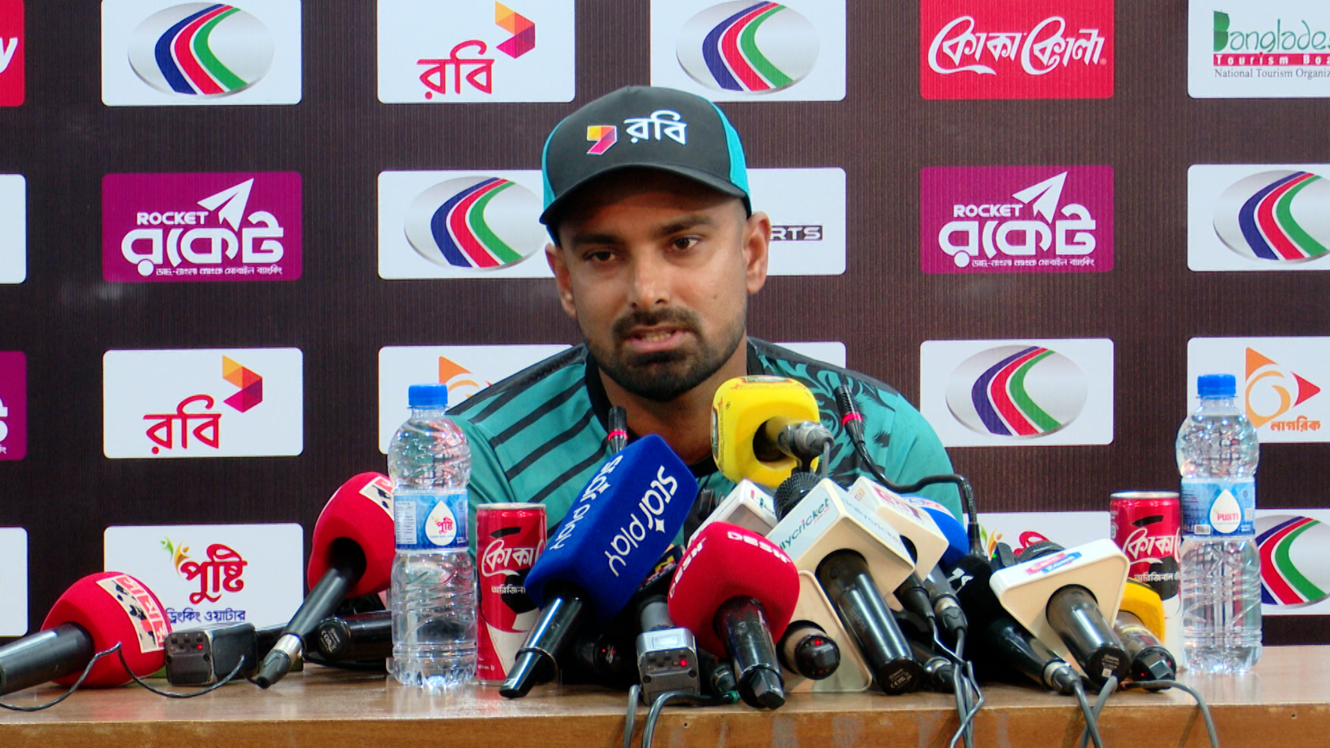 বিসিবি ও নির্বাচকদের নিয়ে ‘বোমা’ ফাটালেন লিটন