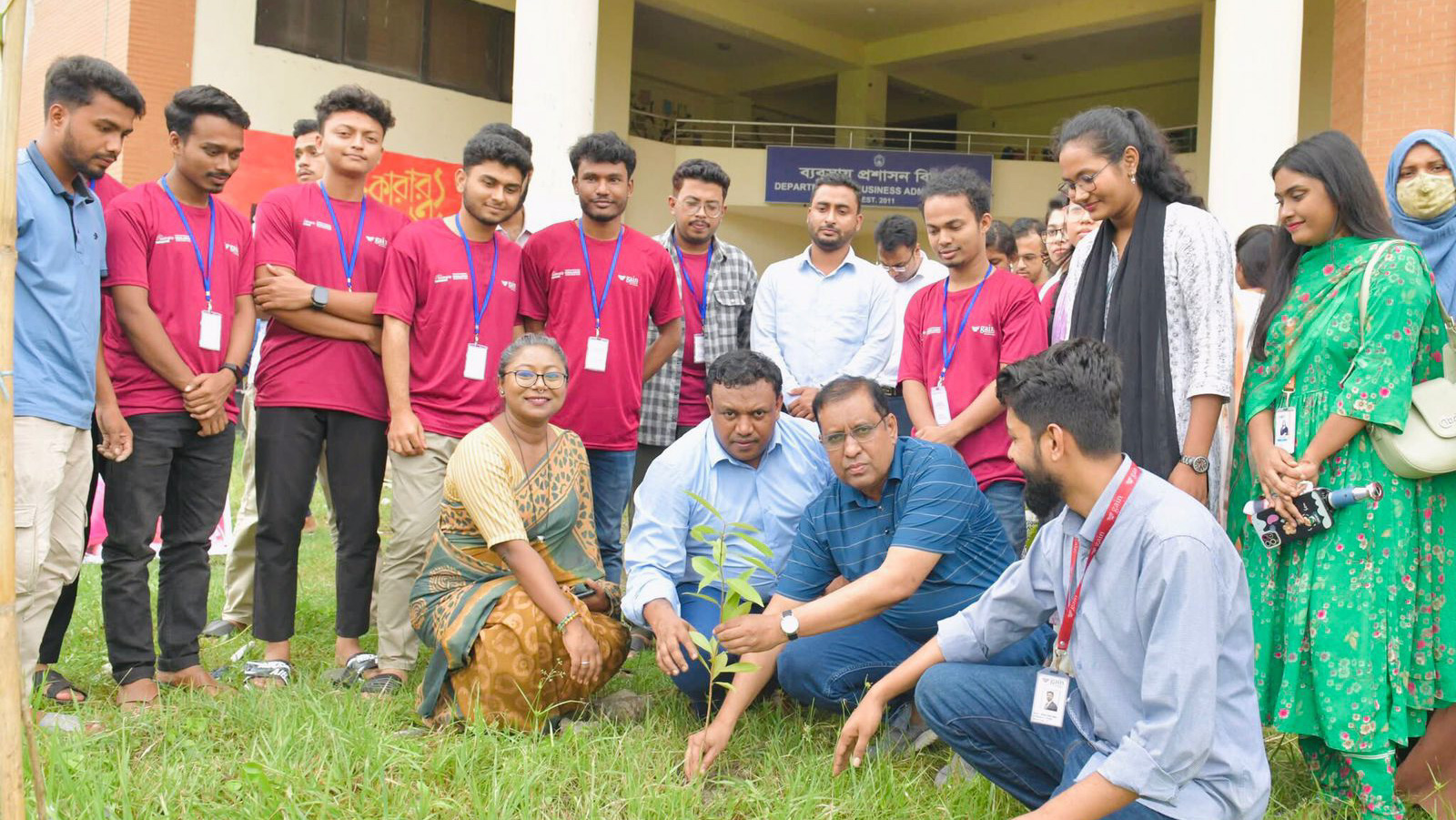 নোবিপ্রবিতে ফুড সিস্টেমস্ ইউথ লিডারশিপ প্রশিক্ষণের সমাপনী অনুষ্ঠিত হয়েছে। 